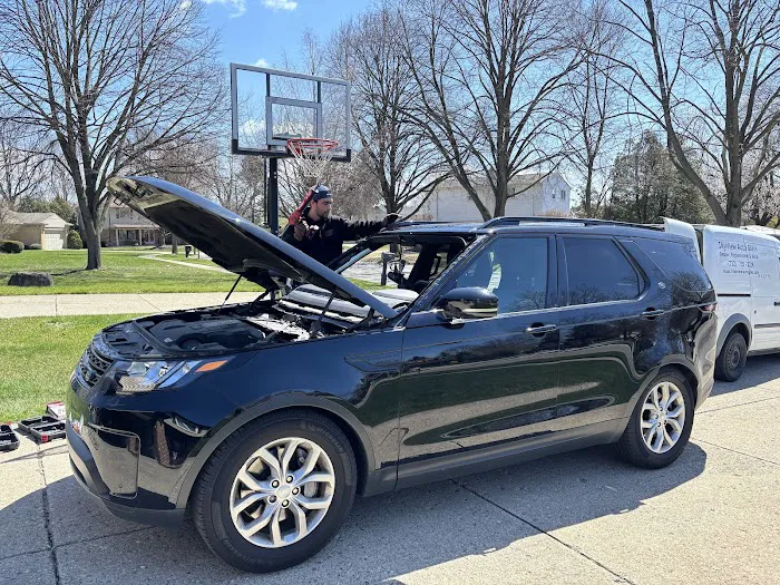 Skyview Auto Glass 8