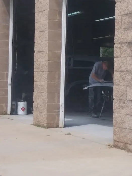 G & G Auto Service Inc. - Collision Repair & Auto Body Repair 2