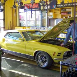 Quality Lubrication Oil Change and Auto Center ico