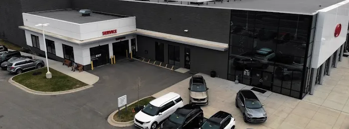 Summit Place Kia Service Center 8