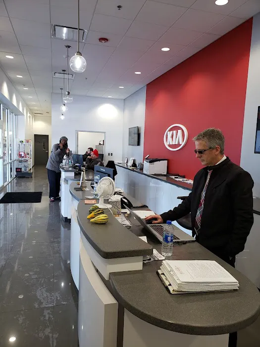 Summit Place Kia Service Center 5
