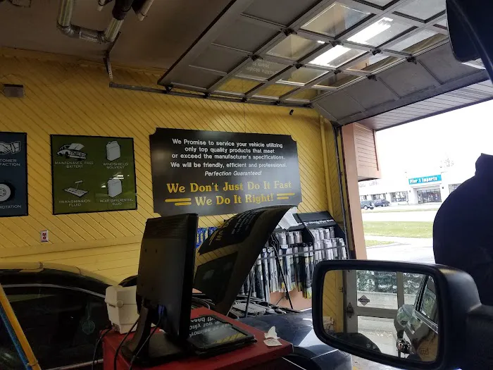 Uncle Ed's Oil Shoppe 7