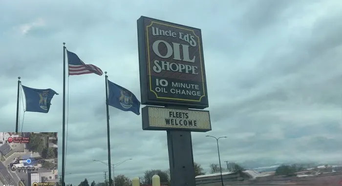 Uncle Ed's Oil Shoppe 4