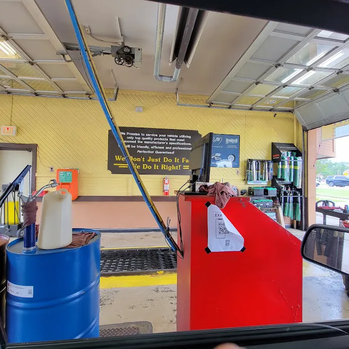 Uncle Ed's Oil Shoppe 5