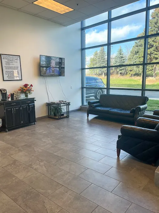 Global Collision Center/Lincoln of Troy Collision Center 4
