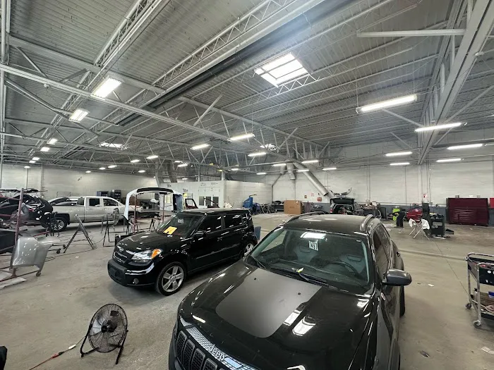 Mike Savoie Chevrolet Collision Center 4
