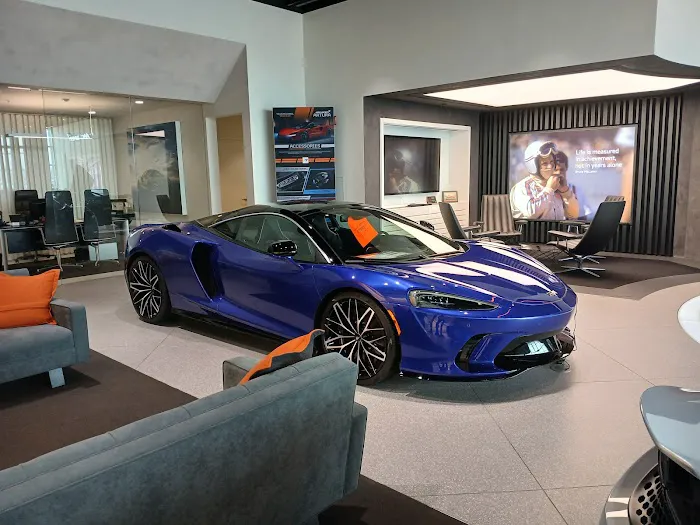 McLaren Troy Service Center 0