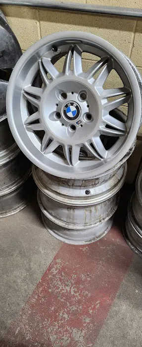 Marv's Salvage Tire & Wheels 5