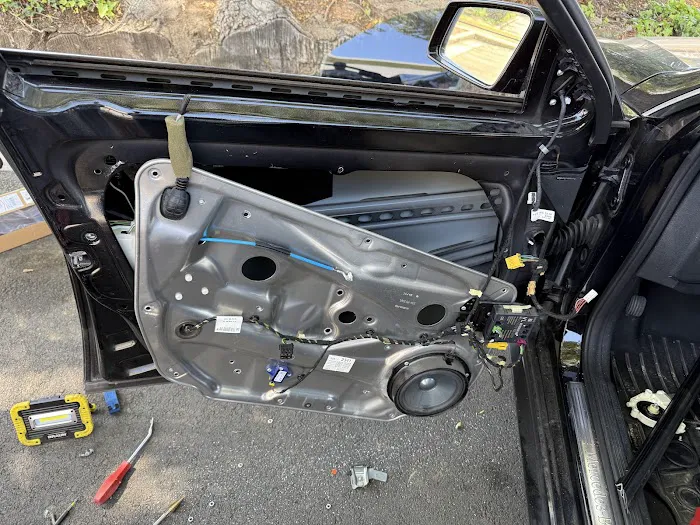 Local Auto Glass 8