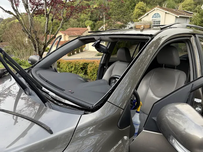 Local Auto Glass 5