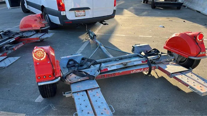 Sami’s Mobile Mechanics ( TIRES, JUMP START, LOCK OUTS AND TOWING ) 3