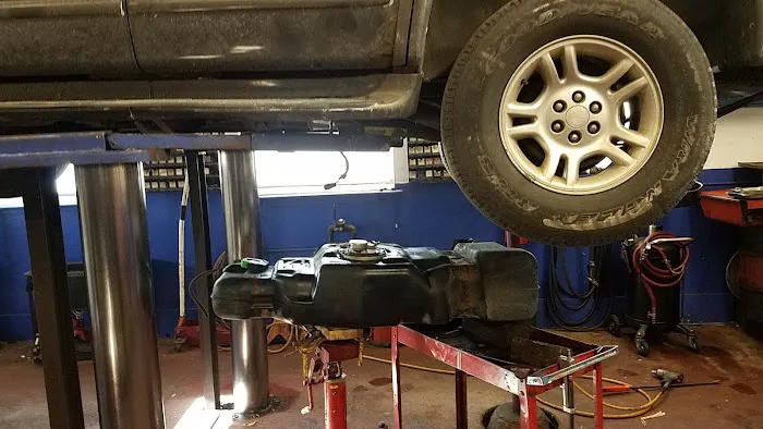 Community Auto Repair 3