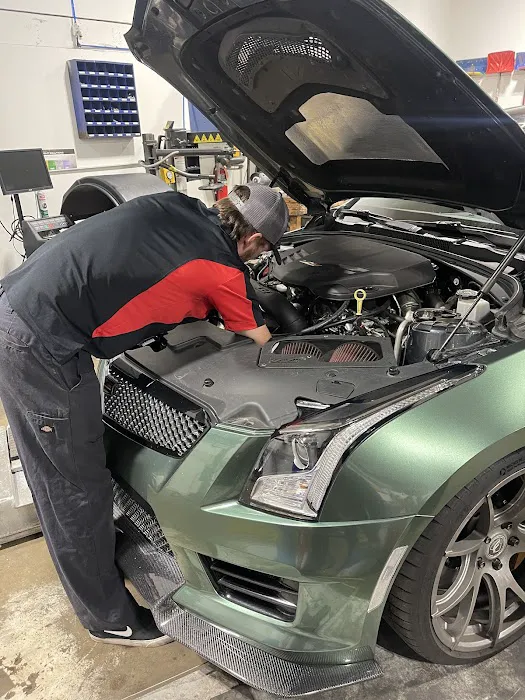Nelson's Auto Repair 7