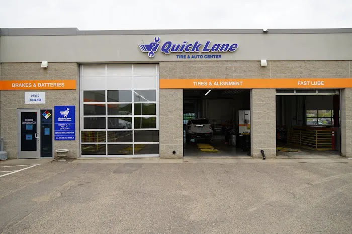 Quick Lane at Inver Grove Ford 8