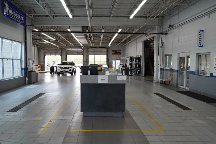 Quick Lane at Inver Grove Ford 7