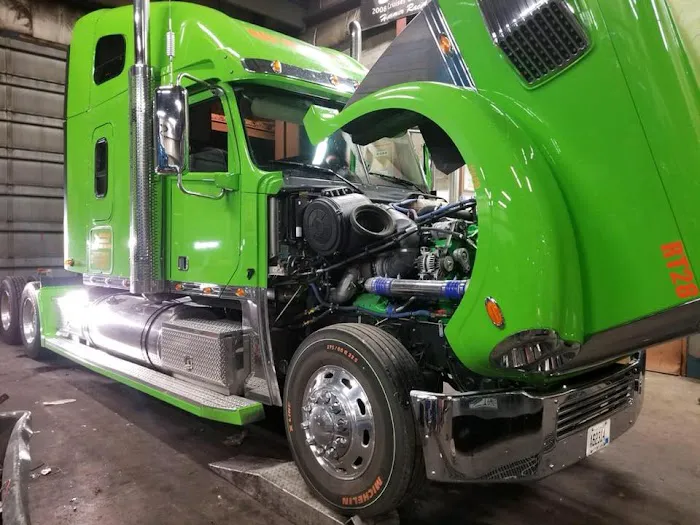 Road Ready Truck and Trailer Repair 8