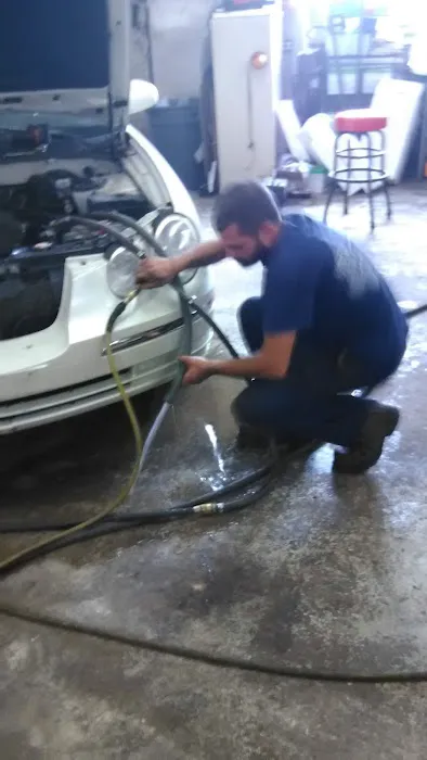 Kiel Auto Repair 0