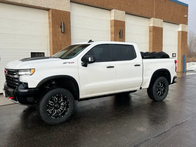 Huron Automotive 7