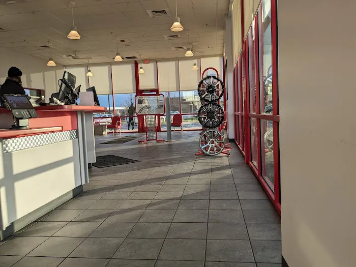 Discount Tire 0