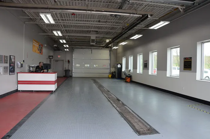 Stew Hansen Collision Center - Clive 4