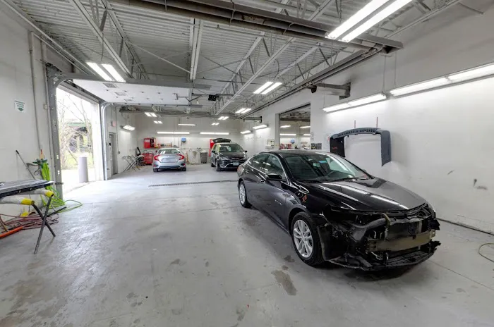 Stew Hansen Collision Center - Clive 1