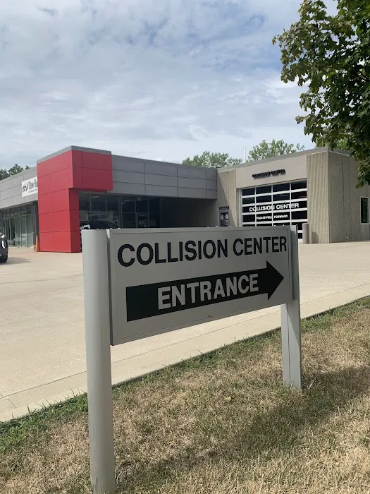 Stew Hansen Collision Center - Clive 7