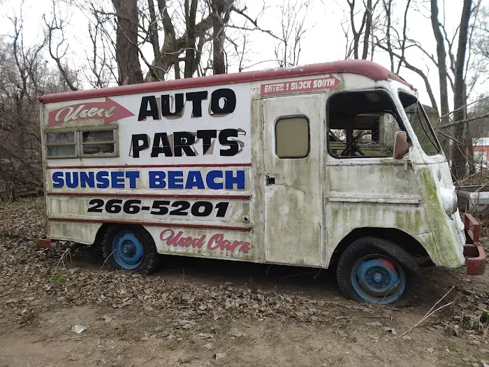 Sunset Beach Auto 4