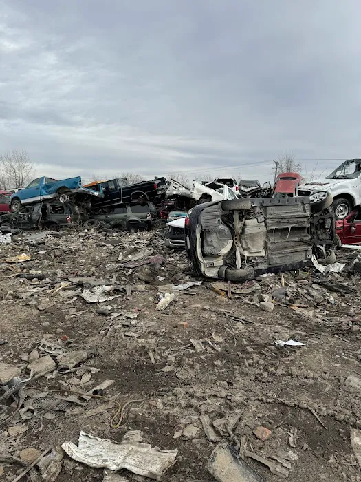 Yaw's Auto Salvage 7