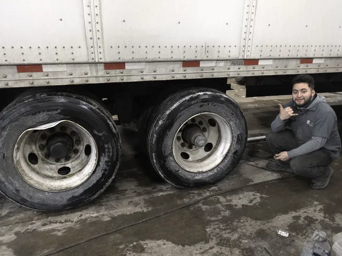 Pomp's Tire Service 2