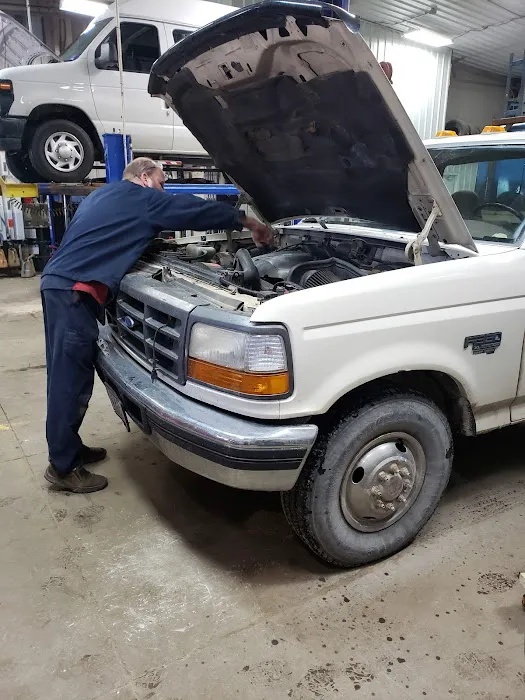 Darrick's Preferred Auto 8