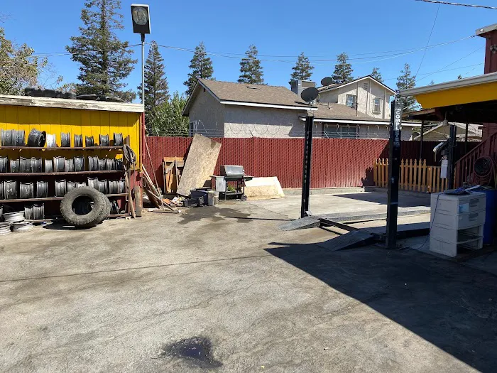 Kike's Tire Shop 9