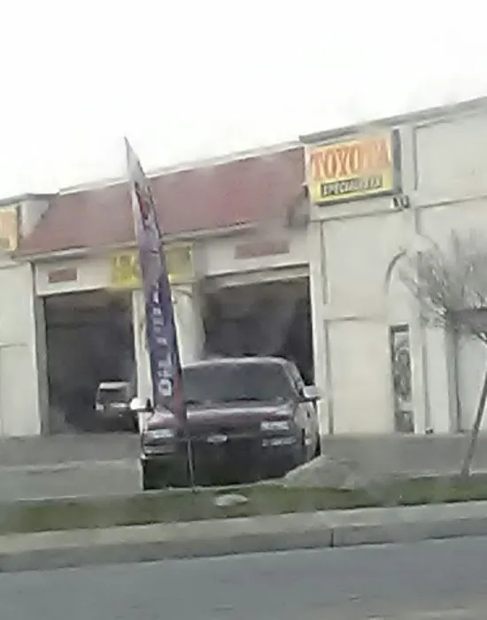 Le-Toy Motors and Express Lube 5