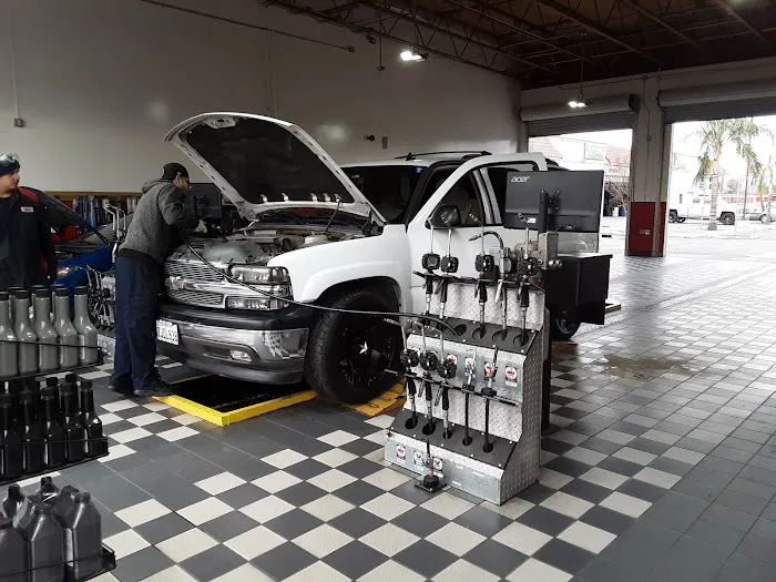 Le-Toy Motors and Express Lube 2