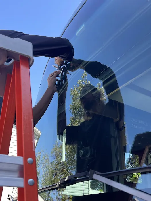 Starlite Auto Glass 1