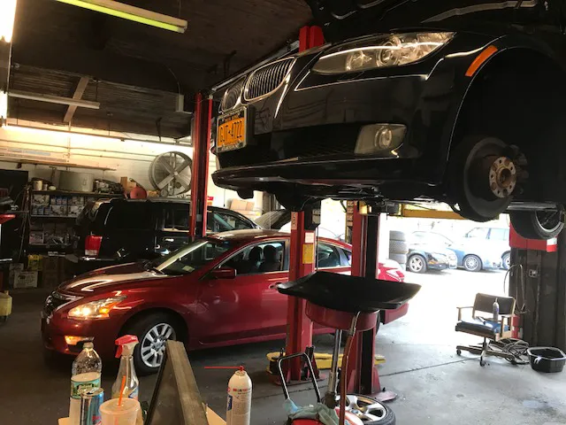1080 Main Street Automotive Repair 2