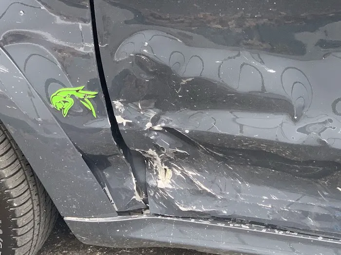 Sal's Auto Body 3