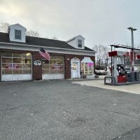AJu2019s Garage