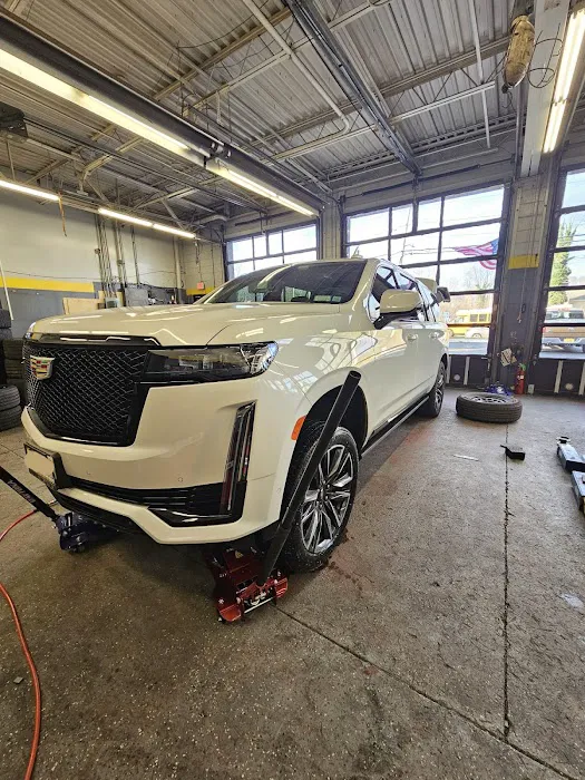 Middle Country Tire&Service 6