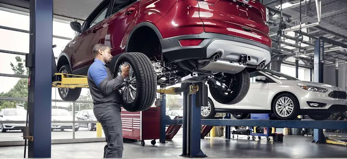 Stevens 112 Ford Service Department 0