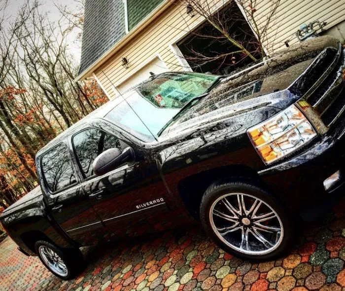 Leo’s Autoworks 1
