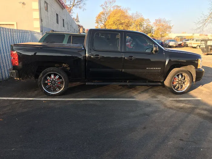 Leo’s Autoworks 8