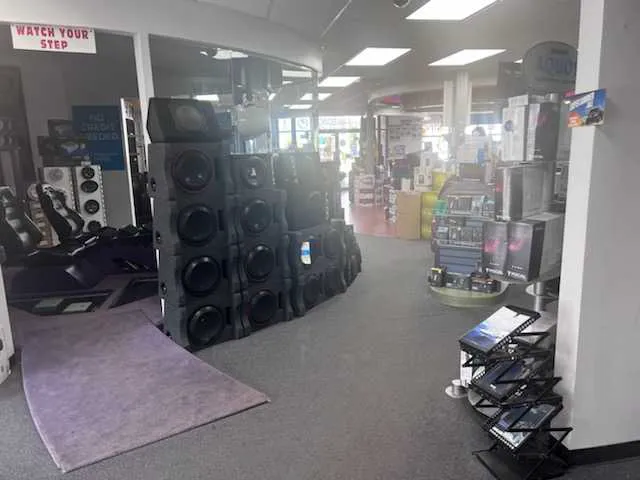 Avenue Sound 2