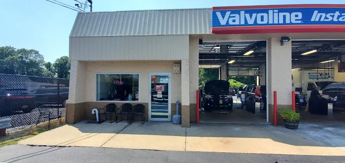 Valvoline Instant Oil Change 6