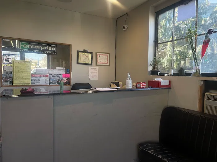 J&M Collision Auto Repair LLC 1