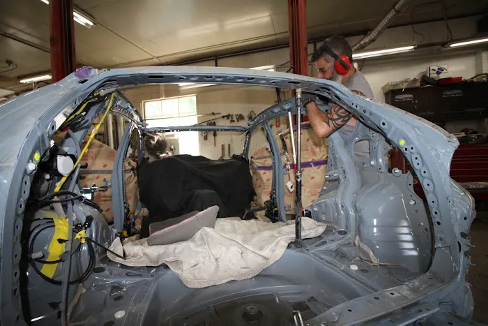 Town Line Body Shop 5