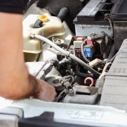 Bob's Auto Repair Service ico