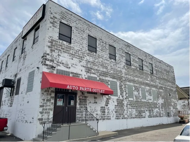 Auto Parts Outlet - Bridgeport 9