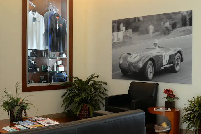Jaguar Land Rover Santa Monica Service Department 2