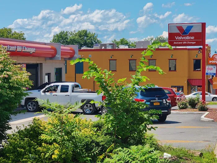 Valvoline Instant Oil Change 3