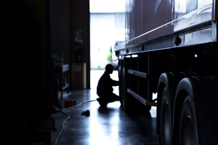 Long Haul Fleet Services 1